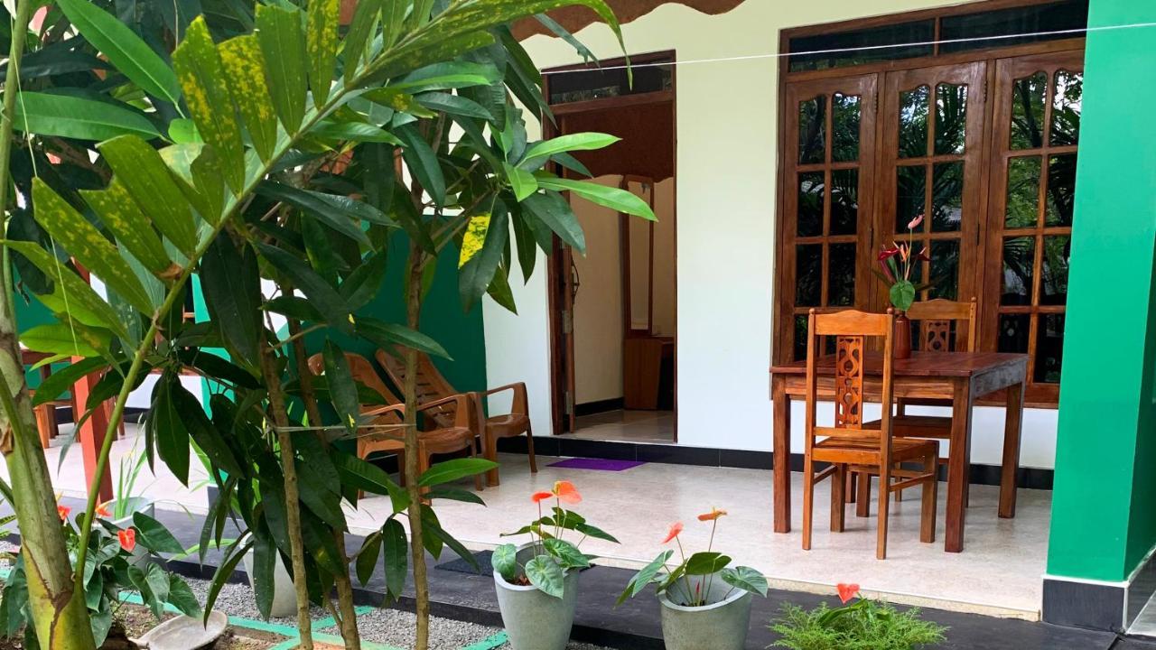 Sigiri Starwing Villa Sigiriya Exterior photo
