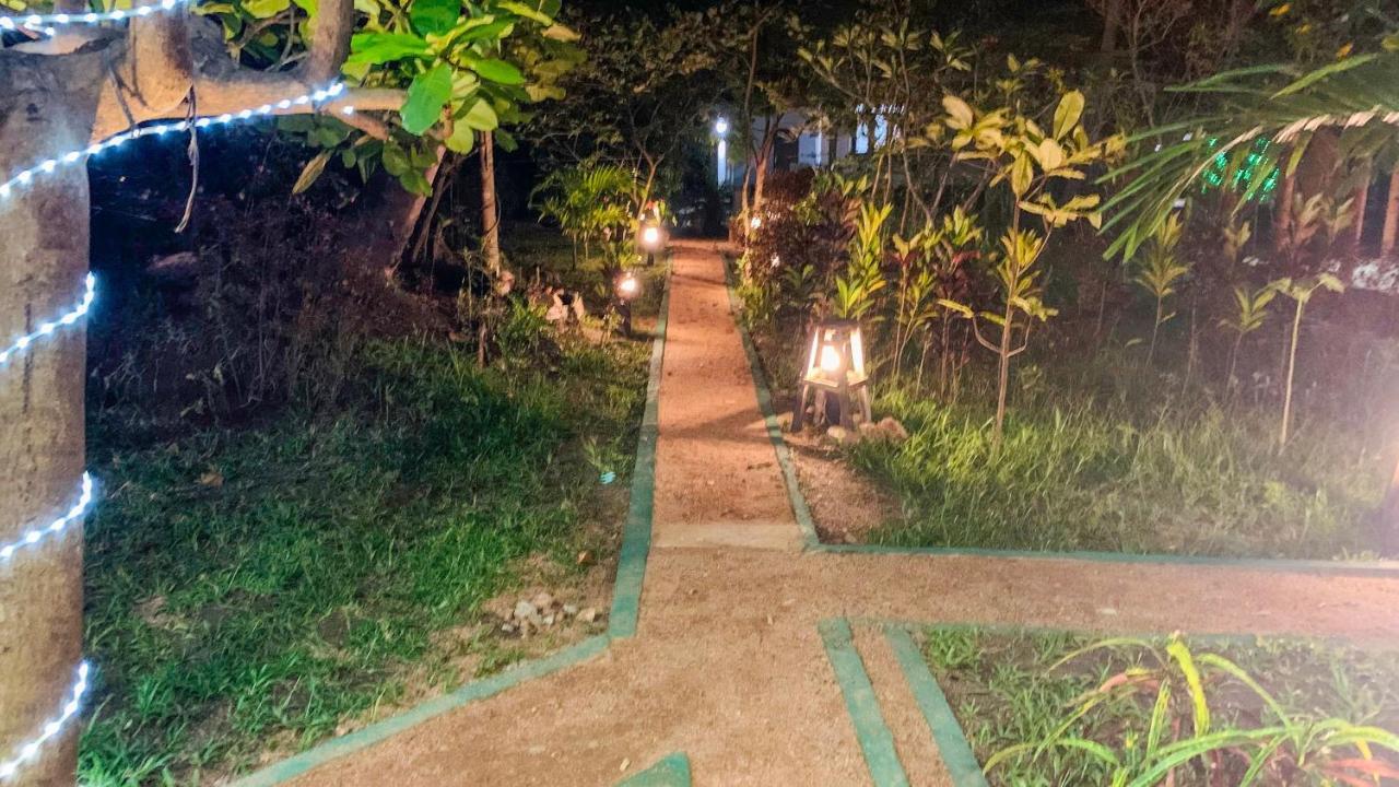 Sigiri Starwing Villa Sigiriya Exterior photo