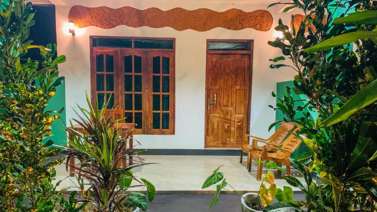 Sigiri Starwing Villa Sigiriya Exterior photo